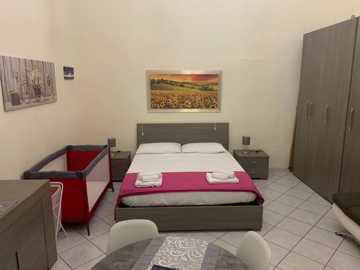 Вилла Centro Storico Napoli La Casa Di Ciro Экстерьер фото