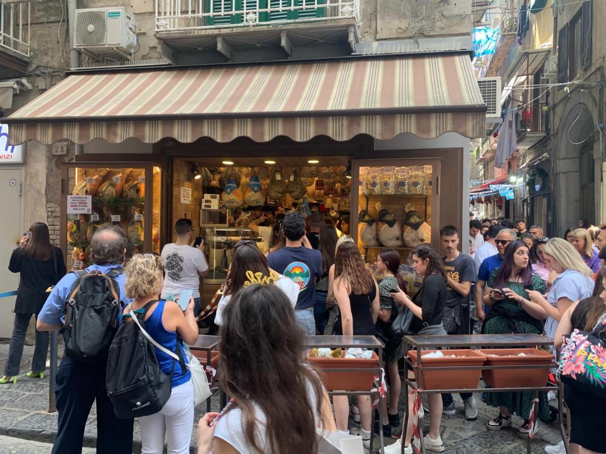 Вилла Centro Storico Napoli La Casa Di Ciro Экстерьер фото