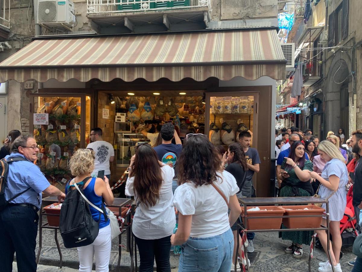 Вилла Centro Storico Napoli La Casa Di Ciro Экстерьер фото